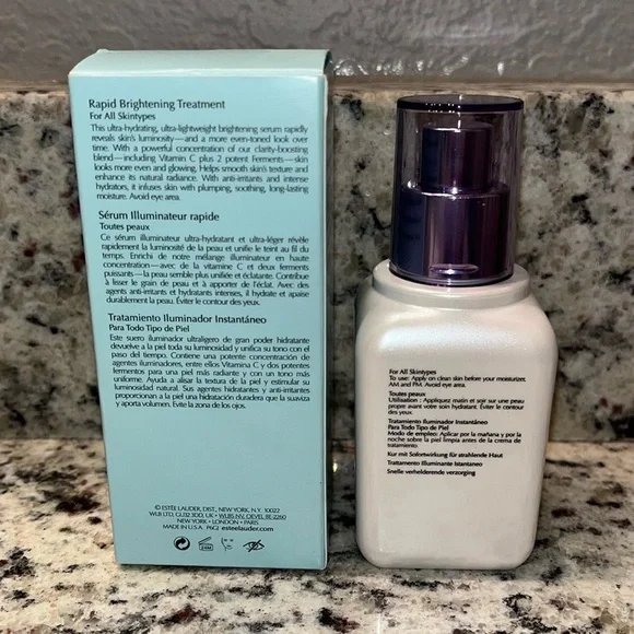 Estée Lauder Perfectionist Pro Brightening Treatment - Picture 4 of 5